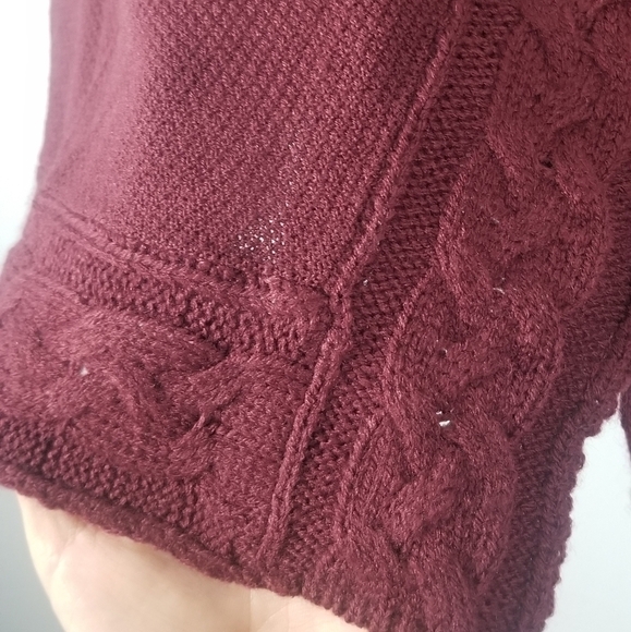 Croft & Barrow Cowl Neck Oversized Pullover Sweater. Cable Knit Hem. Size Medium - Picture 3 of 8